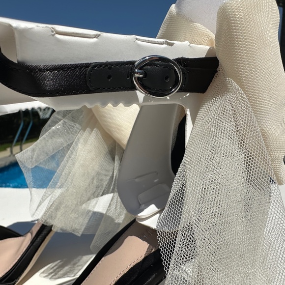 NWT Antonio Melani 9.5 Black Satin Tulle Bow Back Heels - Picture 9 of 12